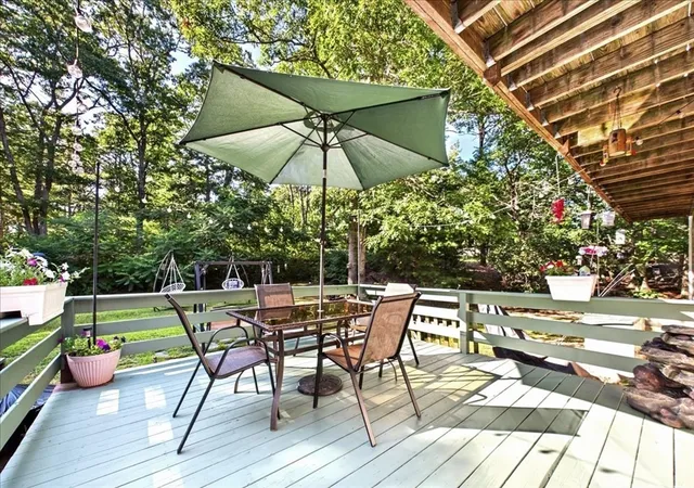 4th image of 34 Skylark Ave, Plymouth, MA 02360 | MLS# 73563447