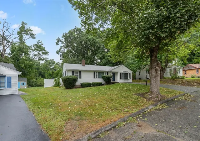 Photo 3 of Sale Pending at 24 June St Ter, Worcester, MA 01602 | MLS# 73565197 | Listing updated on 2026-09-07