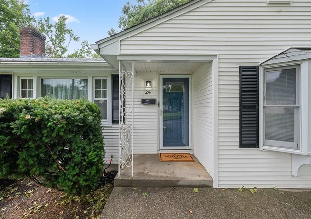 Photo 4 of Sale Pending at 24 June St Ter, Worcester, MA 01602 | MLS# 73565197 | Listing updated on 2026-09-07