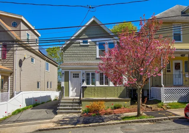 Homes for sale in Somerville, MA | 39 Ash Ave, Somerville, MA 02145 | MLS# 73509517
