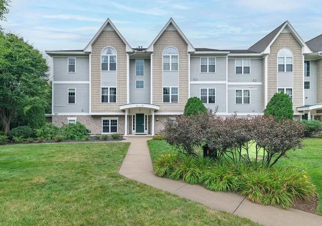 1st image of 200 Roger Williams Ave #205, East Providence, RI 02916 | MLS# 73567355