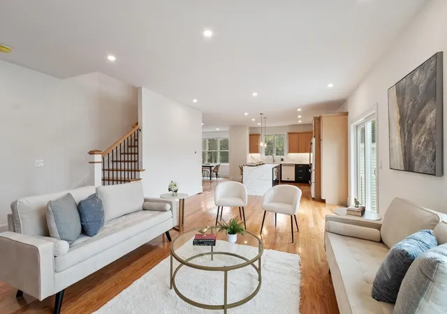 4th image of 5 Manson Rd, Swampscott, MA 01907 | MLS# 73568010