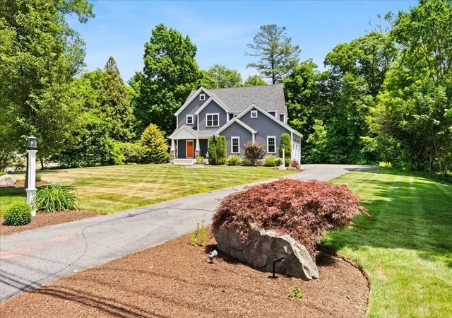 Photo 2 of Sale Pending at 418 Center St, Easton, MA 02375 | MLS# 73539548 | Listing updated on 2026-08-22