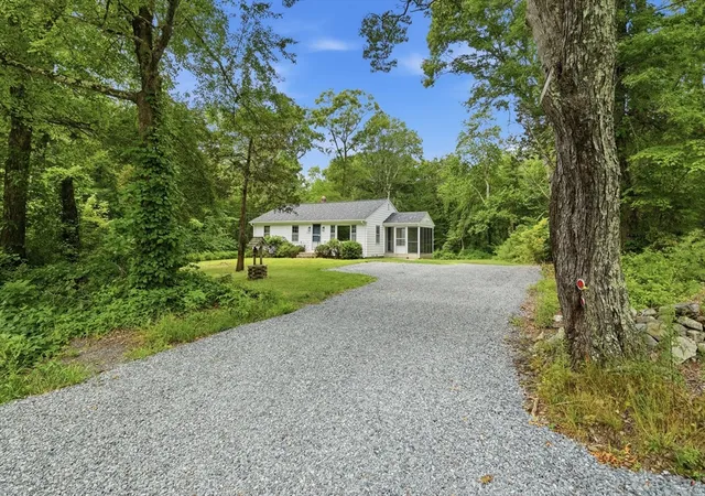 1st image of 292 Anawan St, Rehoboth, MA 02769 | MLS# 73559150