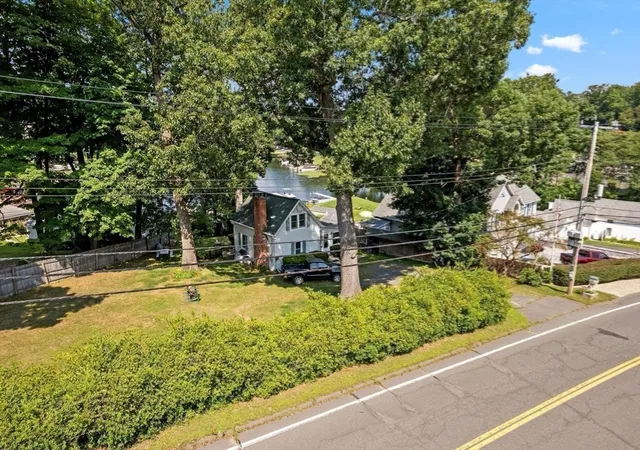 Photo 3 of Single family home for sale at 82 Point Grv Rd, Southwick, MA 01077 | MLS# 73563954 | Listing updated on 2026-08-18