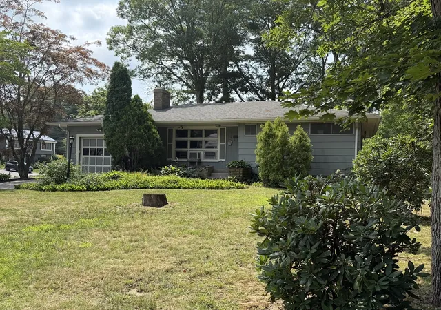 2nd image of 510 Thacher St, Attleboro, MA 02703 | MLS# 73556009