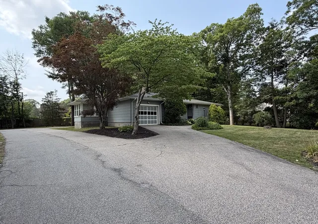 Photo 3 of Single family home for sale at 510 Thacher St, Attleboro, MA 02703 | MLS# 73556009 | Listing updated on 2026-09-12