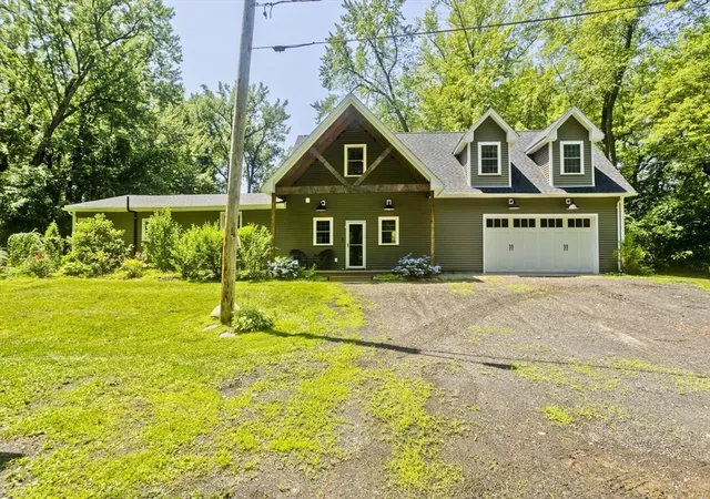 2nd image of 30 Cove Island Rd, South Hadley, MA 01075 | MLS# 73553031