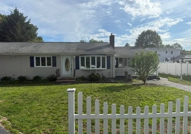 4th image of 93 Golf Ave, Methuen, MA 01844 | MLS# 73542480
