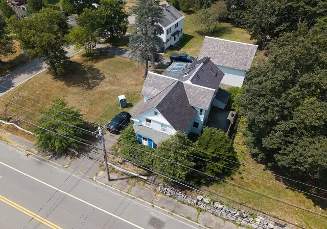 1st image of 29 Gorham St, Chelmsford, MA 01824 | MLS# 73512902