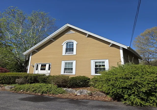 Homes for sale in East Bridgewater, MA | 625 Bedford St, East Bridgewater, MA 02333 | MLS# 73533721