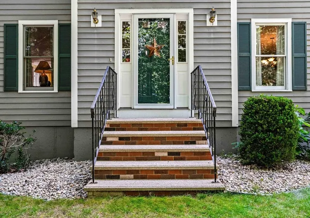 Photo 3 of Sale Pending at 4 Mulberry Street, Groveland, MA 01834 | MLS# 73569342 | Listing updated on 2026-09-15
