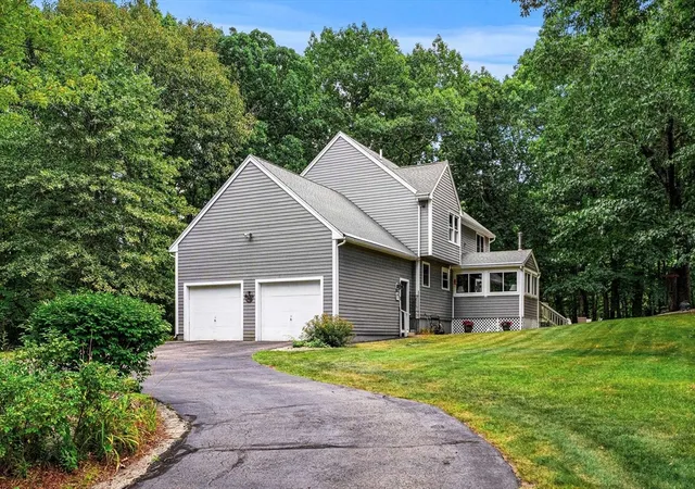 Photo 4 of Sale Pending at 4 Mulberry Street, Groveland, MA 01834 | MLS# 73569342 | Listing updated on 2026-09-15