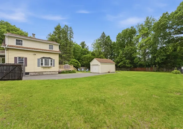 Homes for sale in Springfield, MA | 41 Verge Street, Springfield, MA 01129 | MLS# 73529647