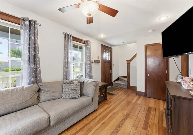 Homes for sale in Springfield, MA | 41 Verge Street, Springfield, MA 01129 | MLS# 73529647