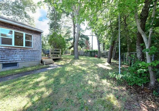 2nd image of 27 Lake Dr, Plymouth, MA 02360 | MLS# 73558599