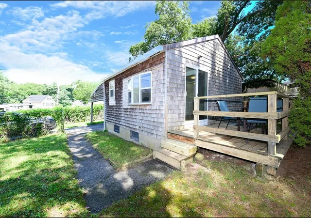 Photo 4 of Sale Pending at 27 Lake Dr, Plymouth, MA 02360 | MLS# 73558599 | Listing updated on 2026-08-29
