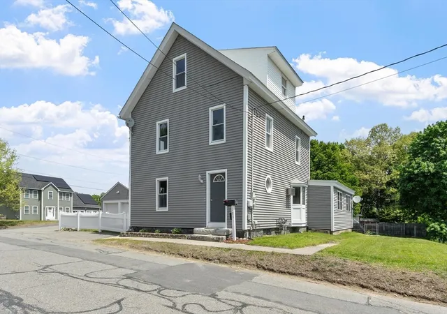 Homes for sale in Fitchburg, MA | 183 Albee St, Fitchburg, MA 01420 | MLS# 73521402