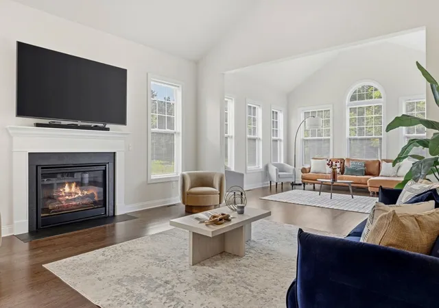 4th image of 73 Phoebe St, Methuen, MA 01844