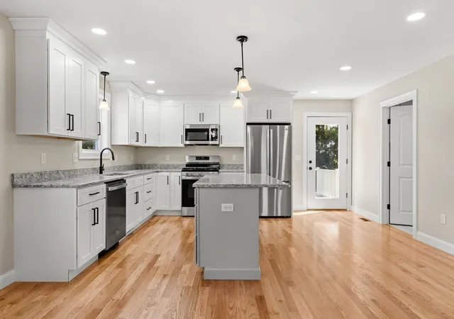Photo 3 of Condo for sale at 28 Quigley Ave #28, North Chelmsford, MA 01863 | MLS# 73563909 | Listing updated on 2026-09-14