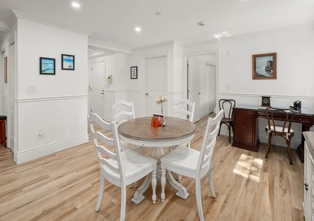 Listing Photo 5 - Condo for sale in building located at 12 Russell Rd, Wellesley, MA 02482 - Unit #103