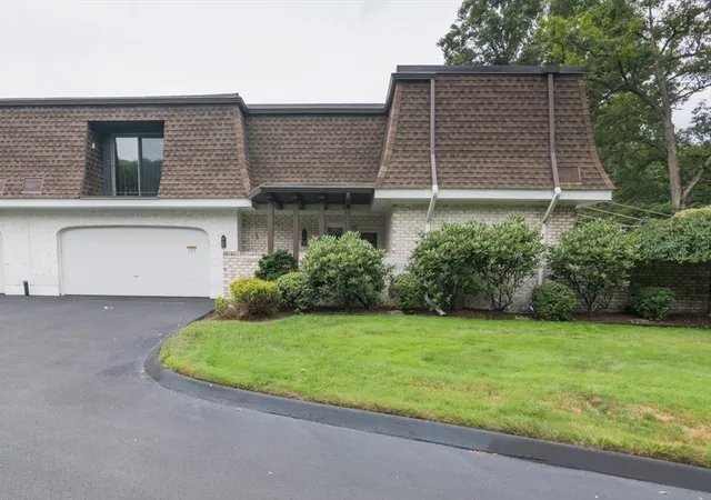 Photo 1 of Condo for sale at 177 Porter Lake Dr #177, Longmeadow, MA 01106 | MLS# 73554405 | Listing updated on 2026-09-08