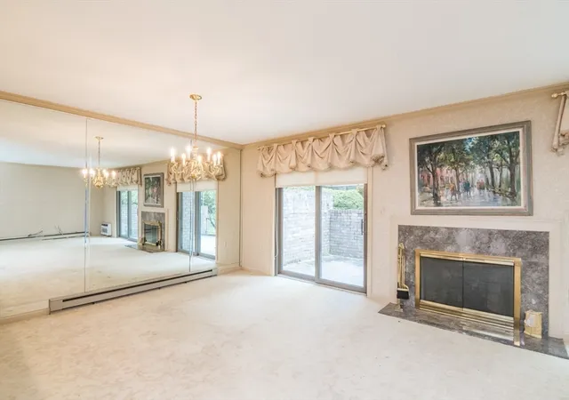 Listing Photo 4 - Condo for sale in building located at 177 Porter Lake Dr, Longmeadow, MA 01106 - Unit #177