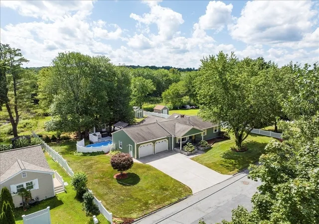 Photo 3 of Single family home for sale at 131 Pine Grove Ave, Bellingham, MA 02019 | MLS# 73568157 | Listing updated on 2026-09-18