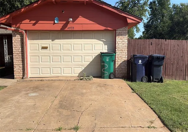 Photo 4 of Single family home for sale at 4828 Creekwood Dr, Oklahoma City, OK 73135 | MLS# 730576 | Listing updated on 2026-08-05