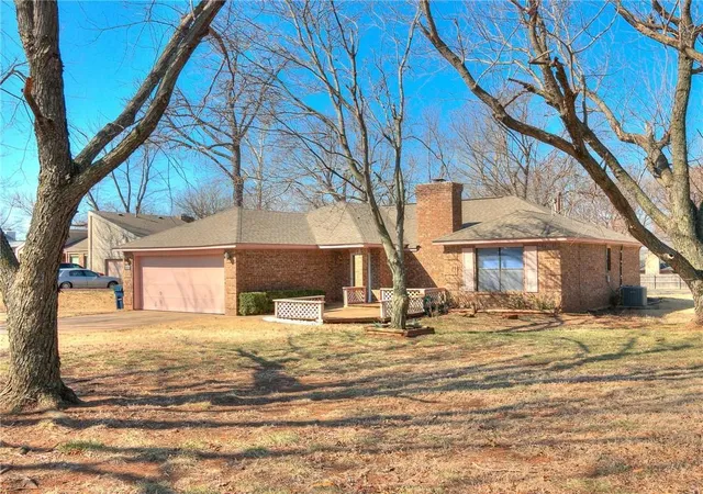 1st image of 2115 N 9th Ave, Purcell, OK 73080 | MLS# 999831