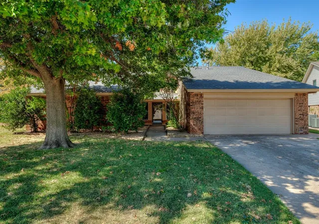 Photo 1 of Single family home for sale at 11236 NW 109th Street, Yukon, OK 73099 | MLS# 1021990 | Listing updated on 2026-09-25