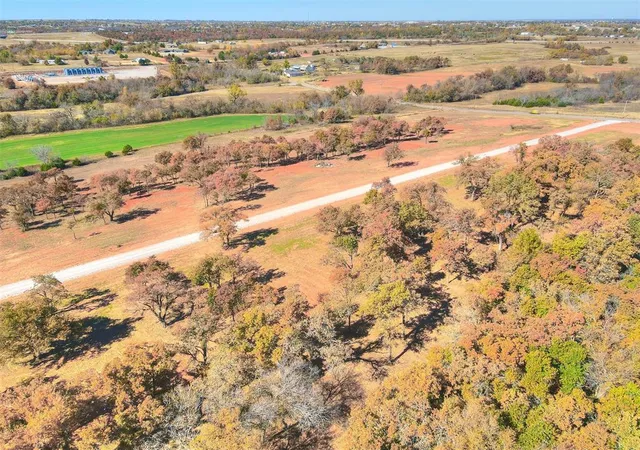 Photo 3 of Land for sale at 1229 Jerzee Mae Rd, Blanchard, OK 73010 | MLS# 1032297 | Listing updated on 2026-01-22