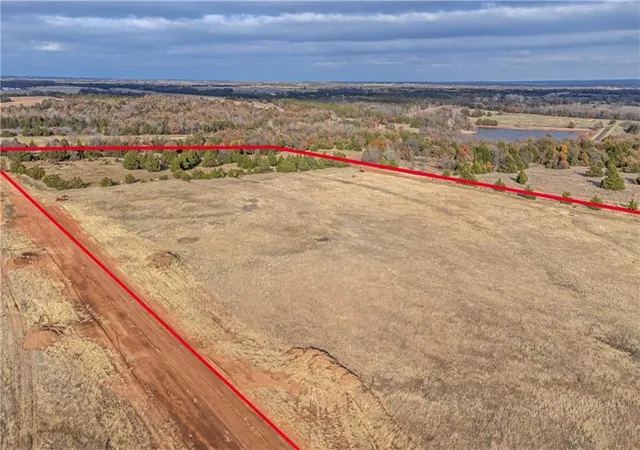 3rd image of 7202 Mustang Cvs, Guthrie, OK 73044 | MLS# 1041177