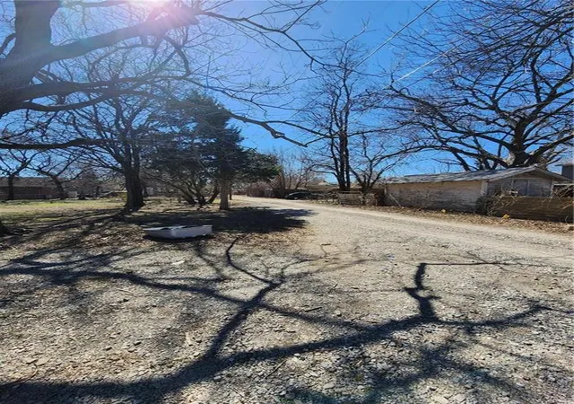 Photo 1 of Land for sale at 548 N Kickapoo, Shawnee, OK 74801 | MLS# 1050325 | Listing updated on 2026-08-25