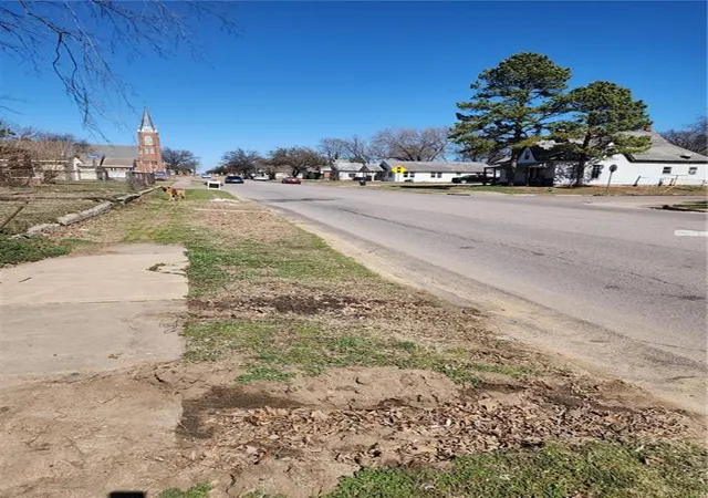 Photo 3 of Land for sale at 548 N Kickapoo, Shawnee, OK 74801 | MLS# 1050325 | Listing updated on 2026-08-25