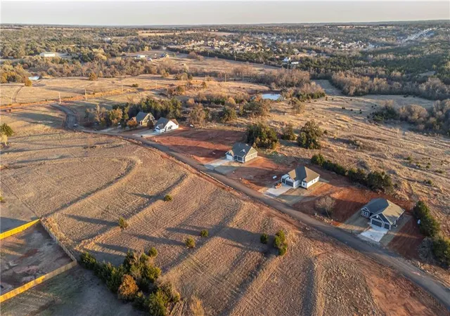 3rd image of 005 Little Farms Rd, Guthrie, OK 73044 | MLS# 1051955