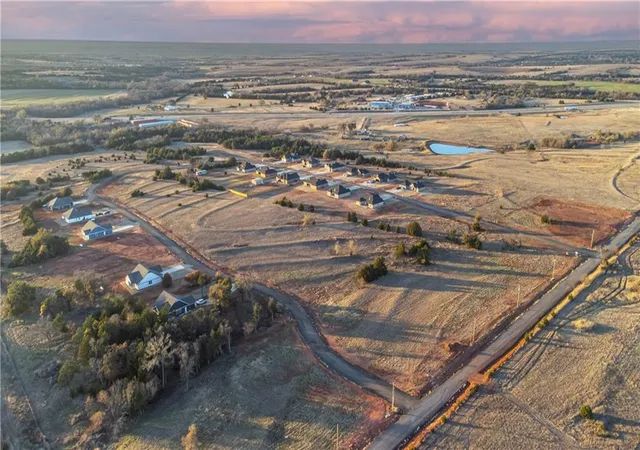 10th image of 005 Little Farms Rd, Guthrie, OK 73044 | MLS# 1051955