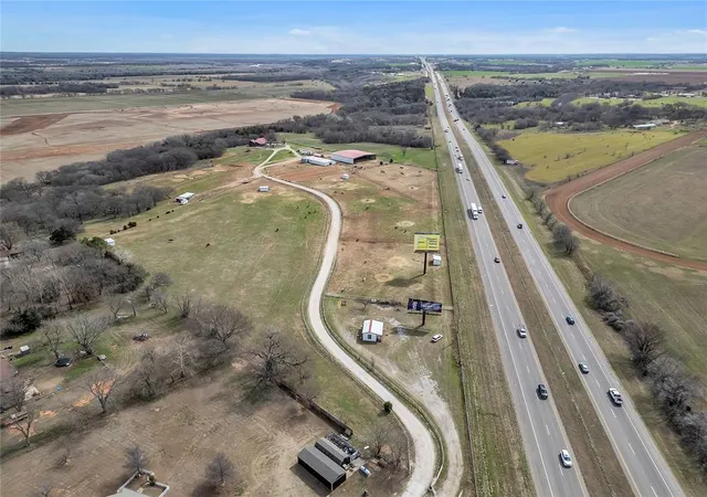 Photo 1 of Single family home for sale at 27557 Ridge Rd, Washington, OK 73093 | MLS# 1101523 | Listing updated on 2025-07-22