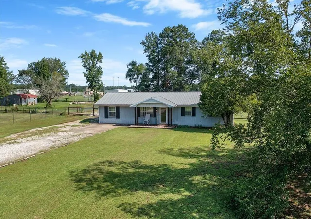 4th image of 1266 W Memorial Rd, Broken Bow, OK 74728 | MLS# 1116760