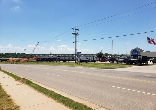 Photo 2 of Sale Pending at 4616 S Anderson Rd, Oklahoma City, OK 73150 | MLS# 1122959 | Listing updated on 2025-10-07