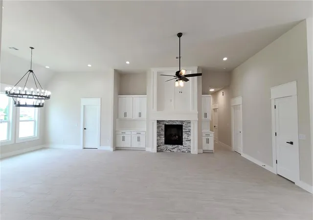 5th image of 913 N Centennial Way, Mustang, OK 73064 | MLS# 1123947