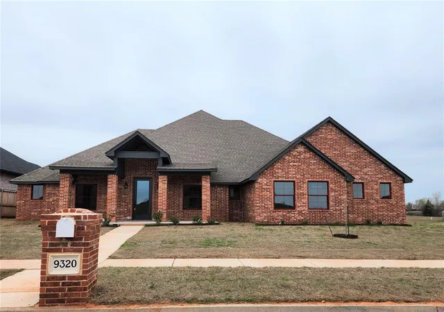 1st image of 9320 Sw 34th St, Oklahoma City, OK 73179 | MLS# 1129079