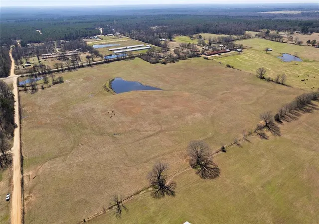 4th image of 3323 Craig Rd, Broken Bow, OK 74728 | MLS# 1136450