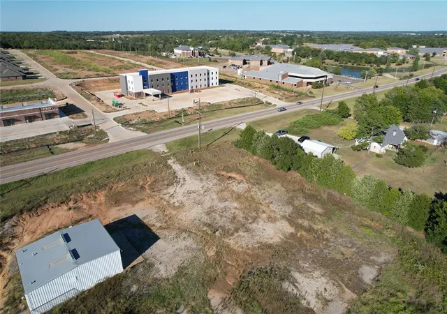 2nd image of 35384 Hwy 9, Seminole, OK 74868 | MLS# 1136504