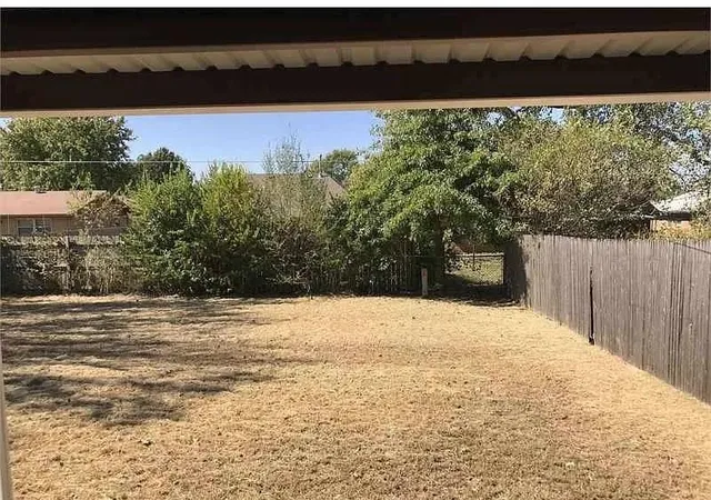 10th image of 4501 Meadowpark Dr, Oklahoma City, OK 73110 | MLS# 1140537