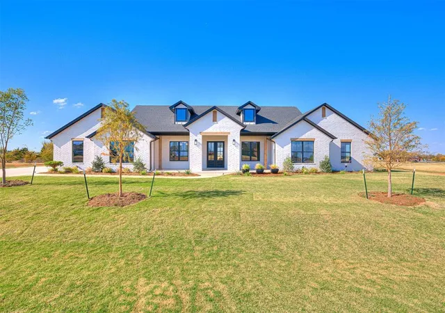 1st image of 13133 Ashlyn Ln, Yukon, OK 73099 | MLS# 1140985