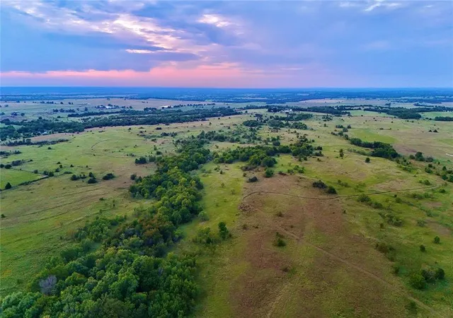4th image of 24 State Road 22, Caddo, OK 74729 | MLS# 1142535