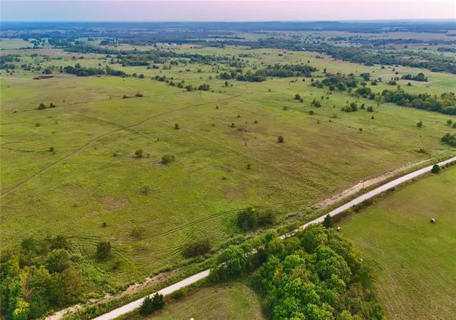 4th image of 7 Freeny Valley Rd, Caddo, OK 74729 | MLS# 1142539
