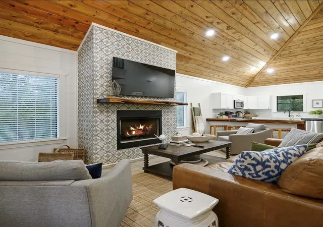 Photo 2 of Single family home for sale at 107 Wildcat Trl, Broken Bow, OK 74728 | MLS# 1142636 | Listing updated on 2025-06-03