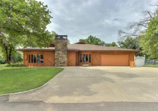 3rd image of 1501 S Avery Ave, Oklahoma City, OK 73130 | MLS# 1144639